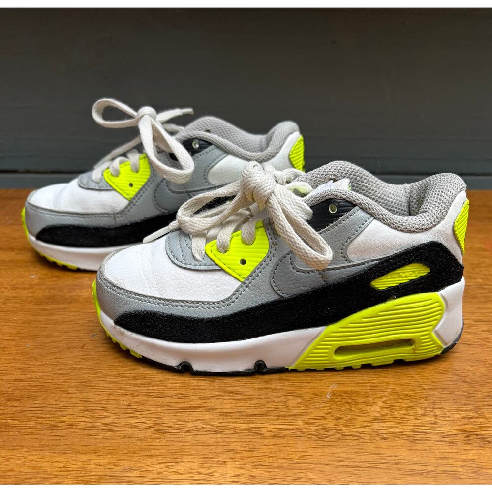 Nike Air Max 90 Kids Volt Neon Sneakers Size 1.5Y CD6867-001